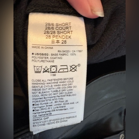 GAP High Rise Vegan Leather Vintage Slim‎ Pants Black Size 6 S Short Petite 358 - Picture 13 of 13